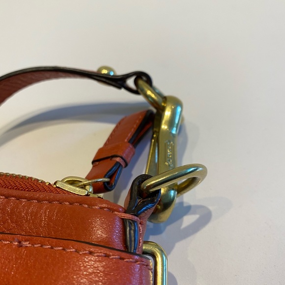 Warm peach Coach top handle crossbody bag - Picture 5 of 7
